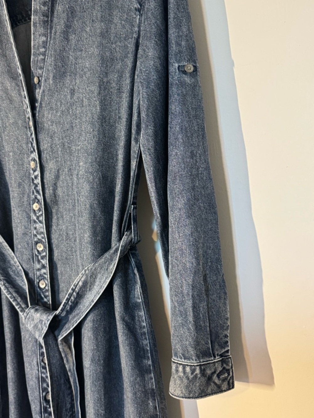 Cloth & Stone Denim Shirt Dress Lyocell Button Front Midi Roll Tab M - Picture 5 of 7